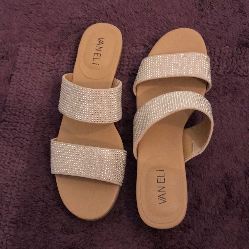 VANELi Sandals tan with crystal studs